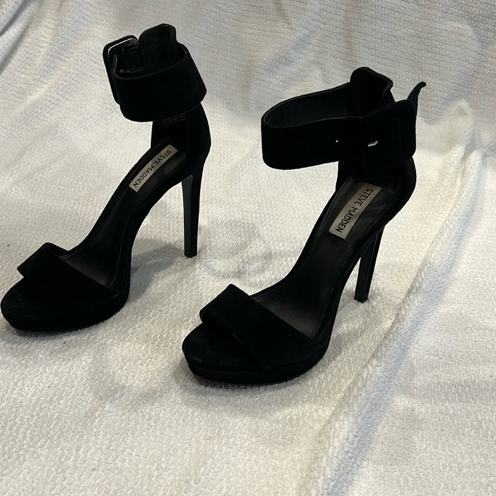 Steve Madden Black Heels